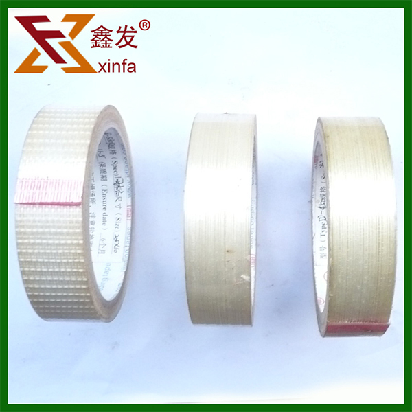 塑(sù)料打包透(tou)明膠帶